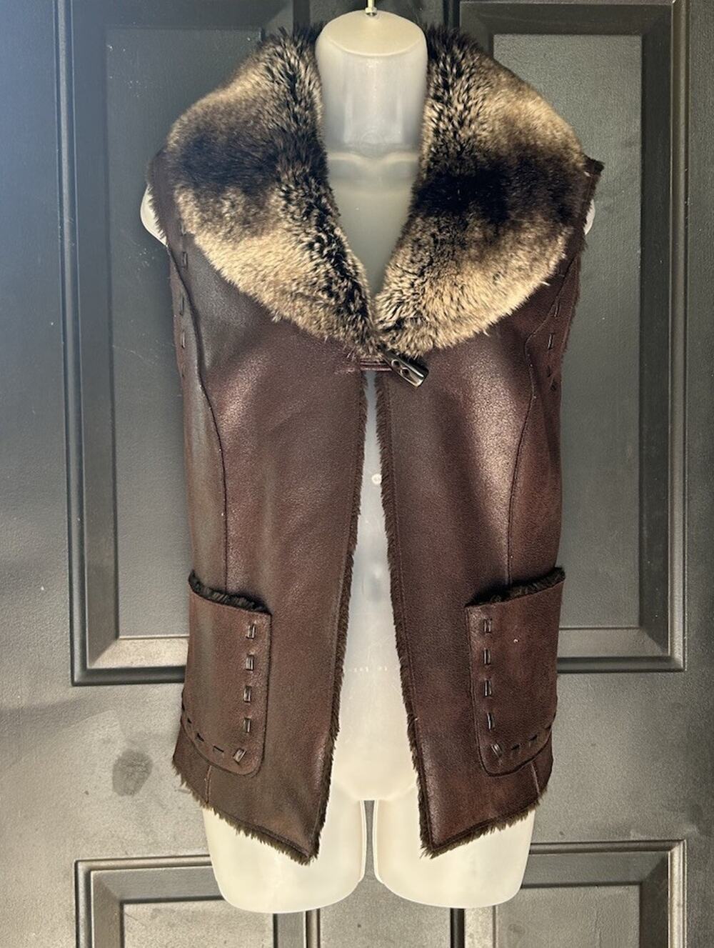 Cedrics Vegan Leather Fur Vest Size Med Faux Shearling Brown Whimsigoth Boho 70s